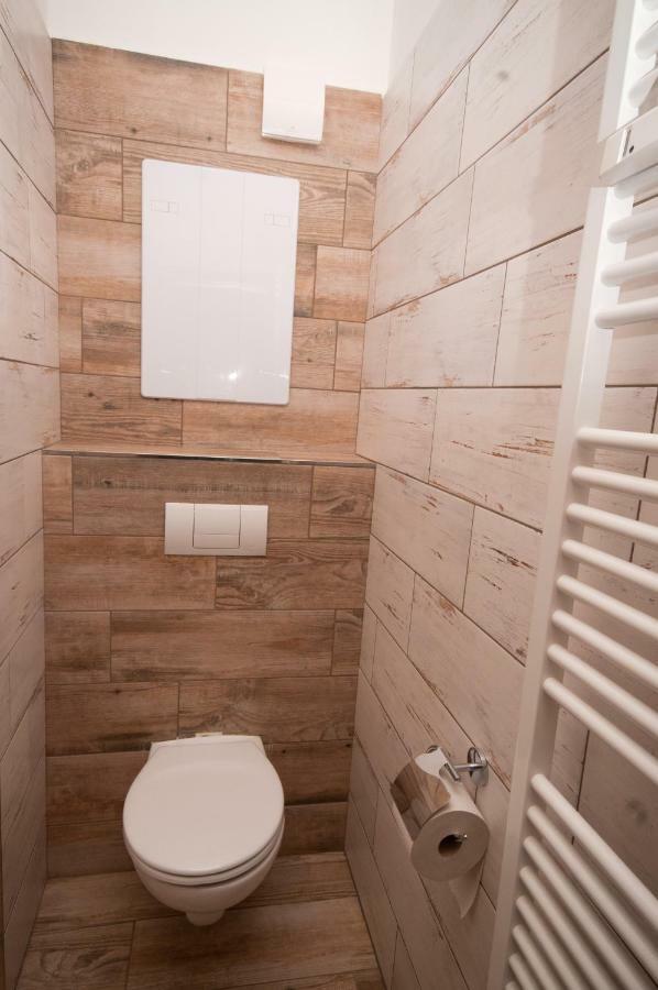Apartmany Biela Put - Jasna Nr. 3 เดมานอฟสกา โดลินา ภายนอก รูปภาพ